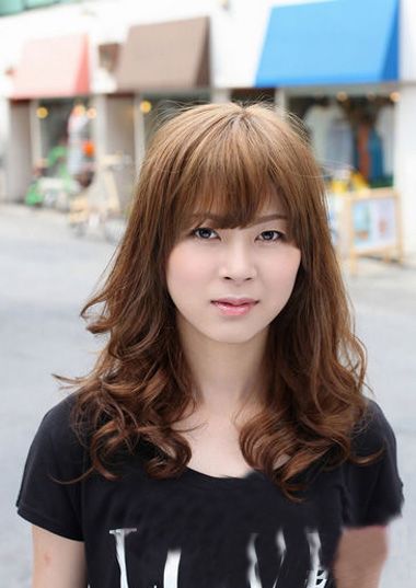 9款时尚发型搭配超养眼,十种烫发平卷发型