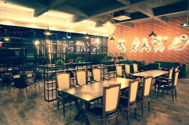 成都球迷众筹了多少钱,投资1000万建室外篮球场