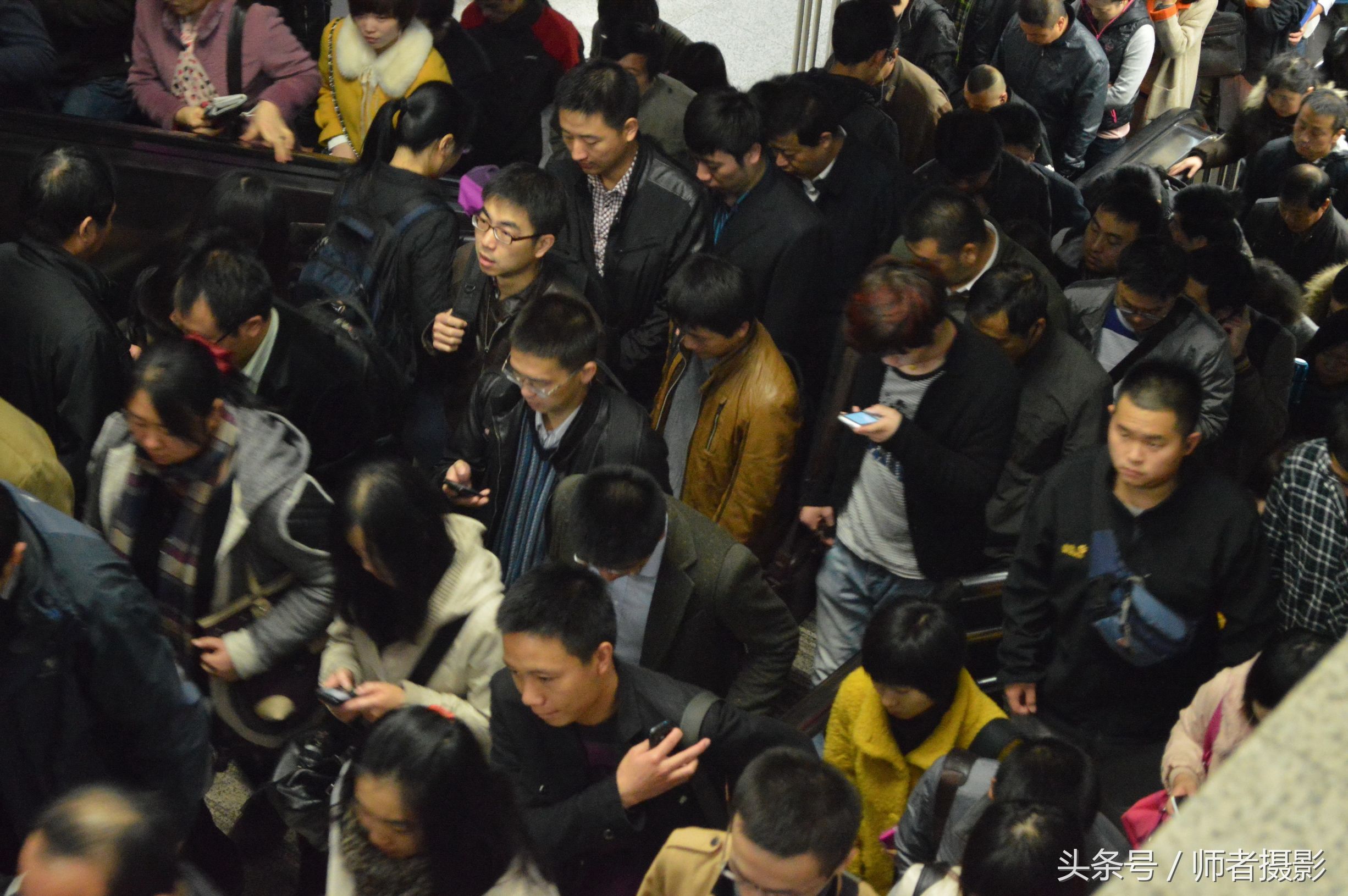 北京一号地铁拥挤,北京四惠地铁站拥挤