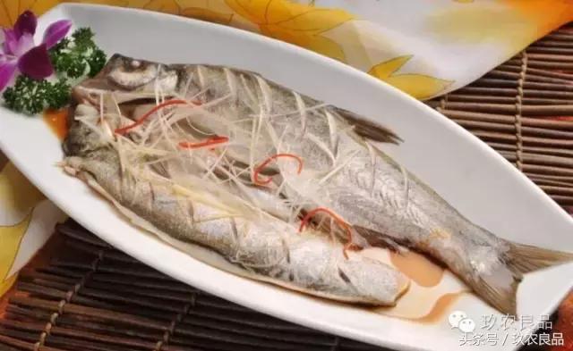 授之以鱼不如授之以渔典故,授人以鱼更要授人以渔什么意思