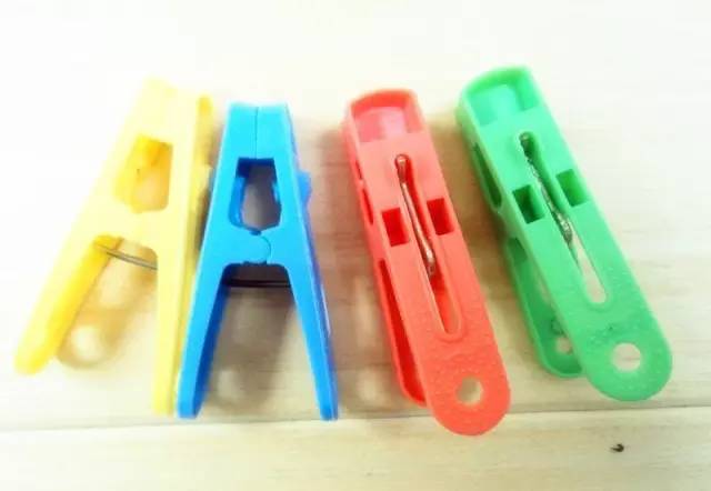 周一上班有情绪？能用嘴巴解决的，我们尽量不动手！