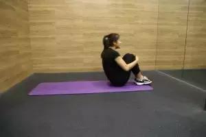 解决腰痛的腰椎锻炼方法,练一下腰椎的操