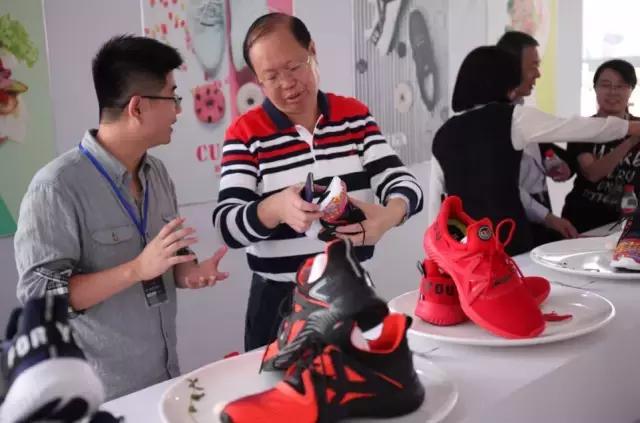 厦门国际时尚周201911.13 (厦门国际时尚周系列线下活动亮相)