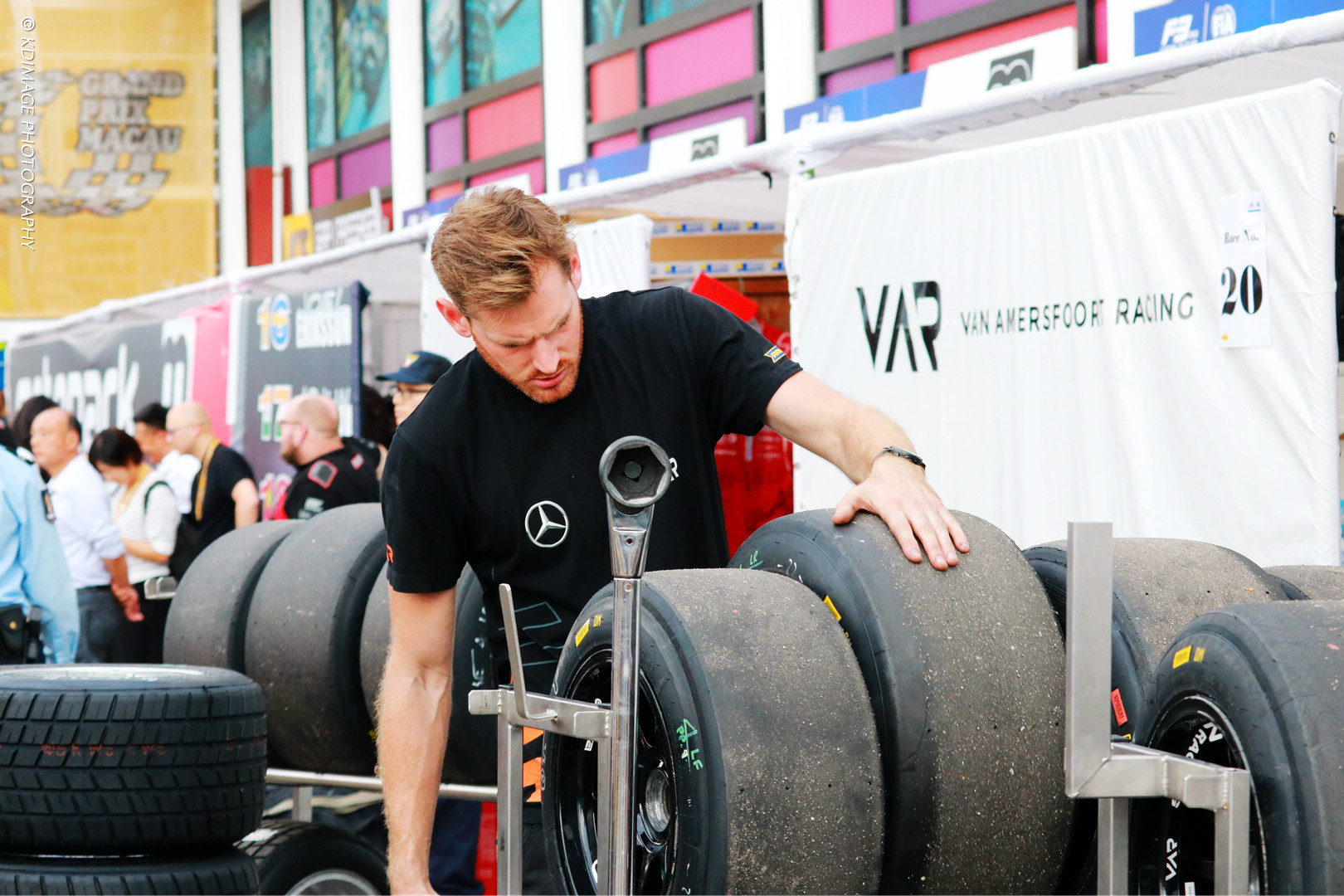 极品飞车剃刀视频,极品飞车夺旗赛