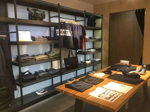 买不到MADNESS，还可以看看6叔最爱的Carhartt.