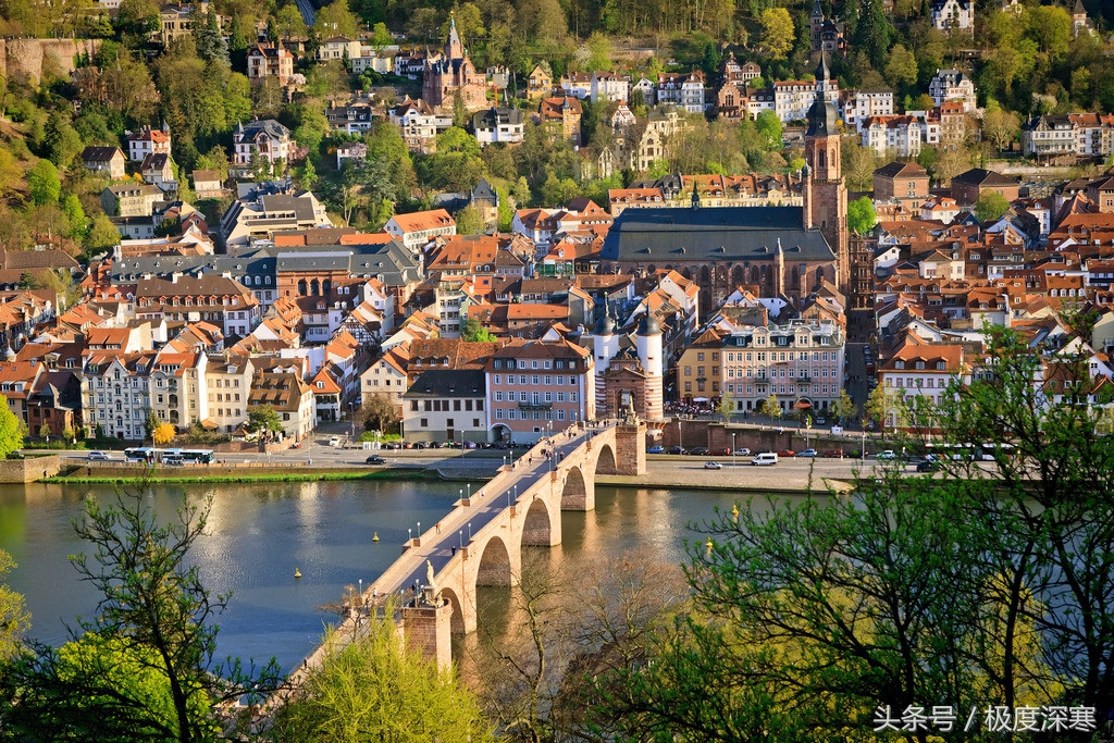 美国护照可以免签多少个国家,哪些护照去美国免签最多