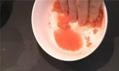 原来床垫是这样压缩,新买的床垫要不要撕薄膜去味