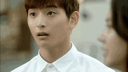 海关查获代购口红,海关查获72万假化妆品