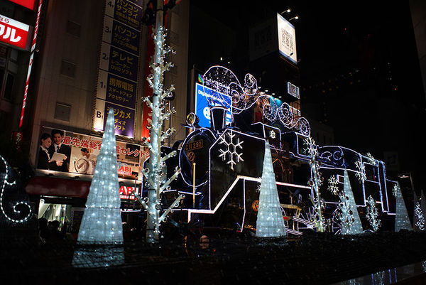 索尼fe70-2002.8,索尼fe35mmf2.8价格