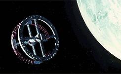 一口气看懂最伟大的科幻,一个强大到无解的科幻片