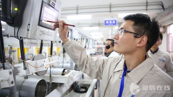 穿越长沙神秘地带:沁森高科将2微米的厚度做到极致