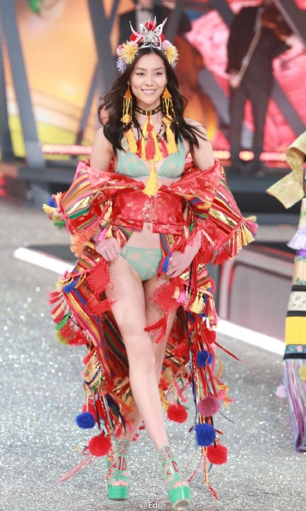 维密大秀惊艳瞬间,维密超清写真秀视频