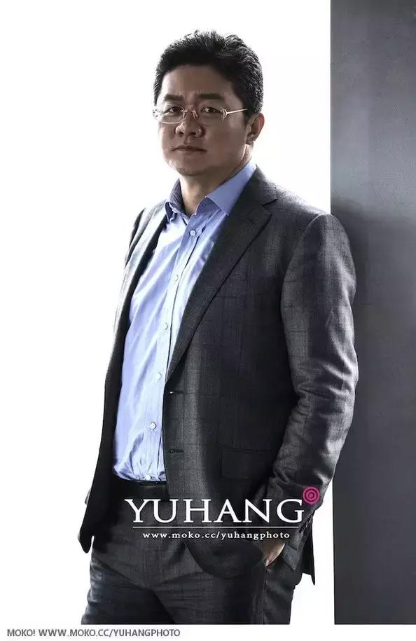 年度十佳、美空时尚摄影师,入驻任意连接!