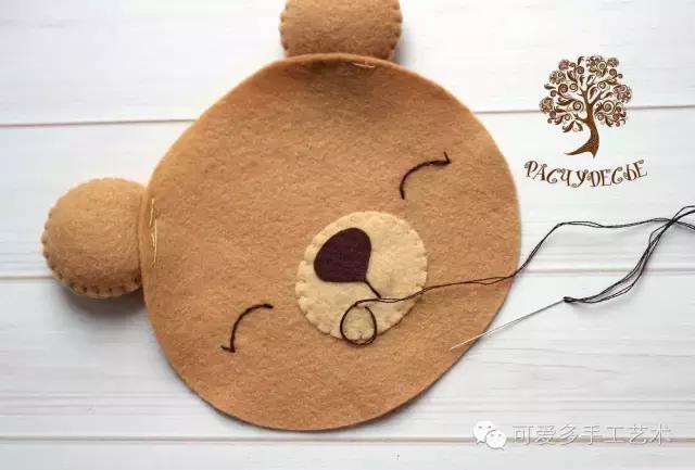 冬天可爱小熊,萌化了的可爱小熊怎么做