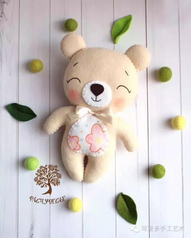 冬天可爱小熊,萌化了的可爱小熊怎么做
