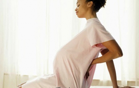 孕妇腰疼是怎么回事怎么办,孕妇老是腰疼是什么原因引起的