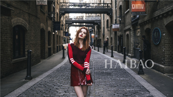 你眼中的基本款毛衣,谁实话还是挺重要的!街拍打卡,原来人人都爱穿这样的毛衣……