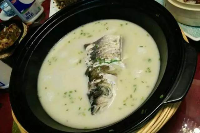 南京美食与景点精选推荐,南京旅游景点附近美食