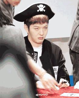 看视频被父母发现怎么办,看视频被爸妈发现怎么办