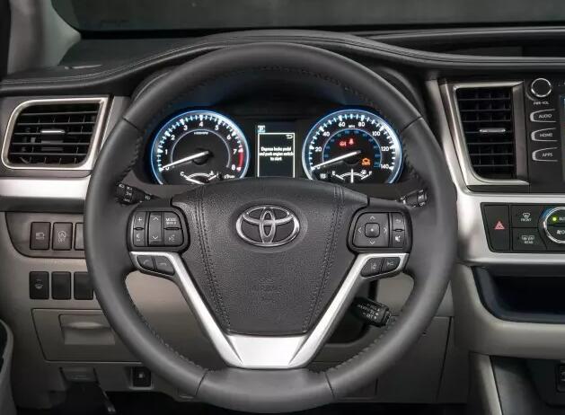 7座汉兰达2023款最新款,2022款汉兰达7座入门款