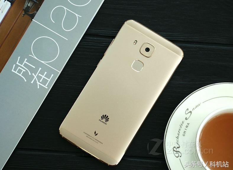 一个热心网友给我寄来对华为麦芒5的体验感受，觉得他说的很对