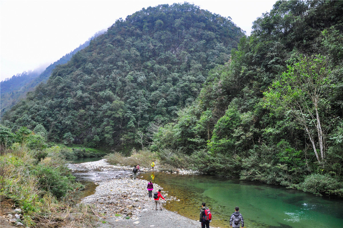 侠之梦受邀参与恩施坪坝营线路测试，冬季溯溪，冰冷刺骨，第一天