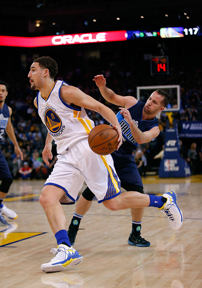 nba汤普森最高分,盘点汤普森各代篮球鞋