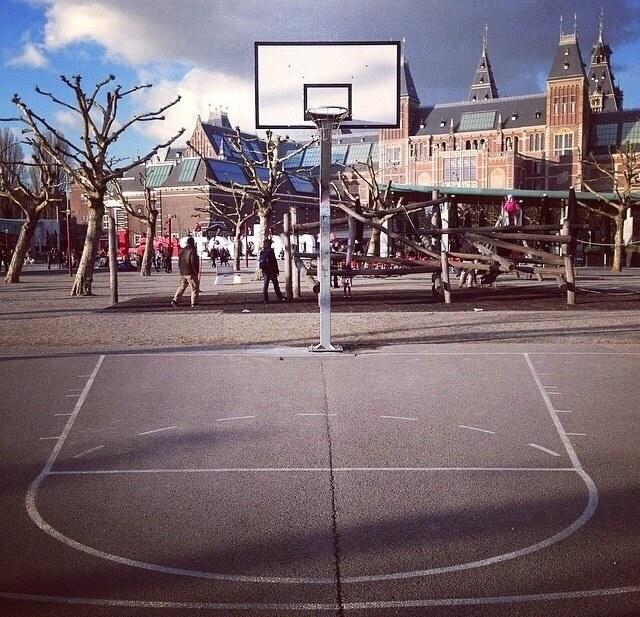 如何选择符合自己的篮球鞋楦型,怎么根据场地选篮球鞋