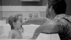 宝宝皮肤干裂怎么护肤,宝宝湿疹皮肤干燥用什么护肤霜