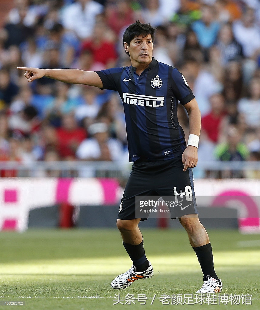 西班牙足球鞋便宜,西班牙足球鞋怎么样