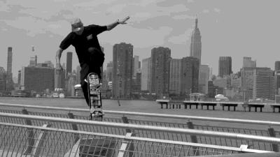 20年前那些在Supreme店里混的最屌的板仔们,现在在干嘛