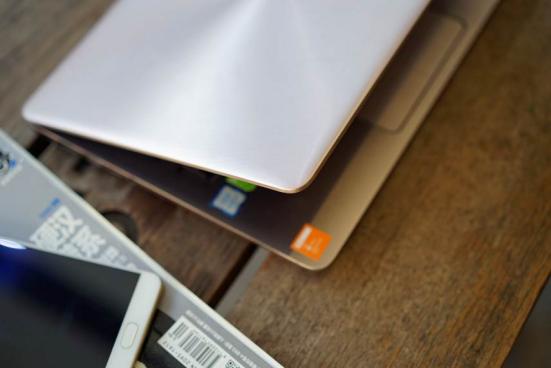 华硕灵耀u4100un深度评测,华硕asus灵耀u4000uq固态硬盘升级