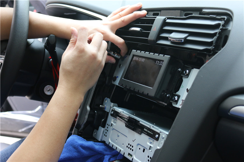 新蒙迪欧竖屏安装视频,新蒙迪欧大屏智能