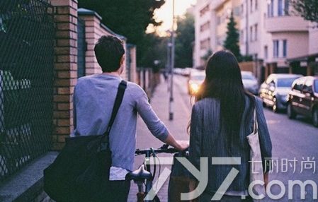 恋爱纪念日礼物,恋爱100天纪念日礼物