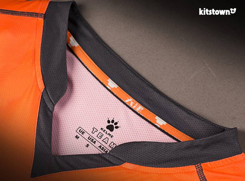 涓箼鑱旇禌闃熸湇,涓箼闃熸湇