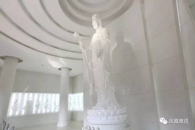 国内居然还私藏了一座“温暖之寺”！网红延参说这是一片忘忧之境