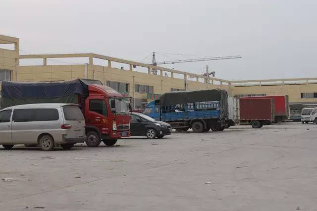 逛水果批发市场拿货,山东十大水果批发市场