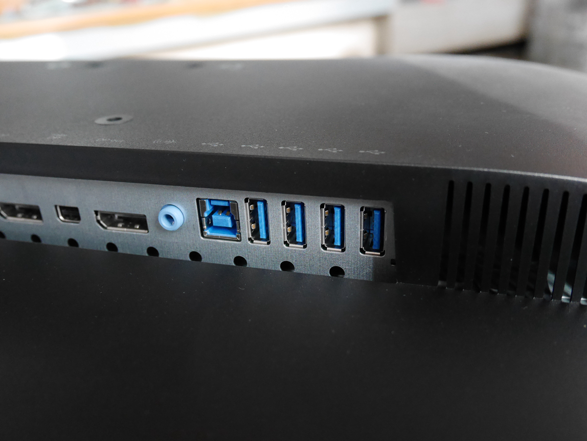 27寸白色2k高刷显示器优派,显示器27寸平面优派