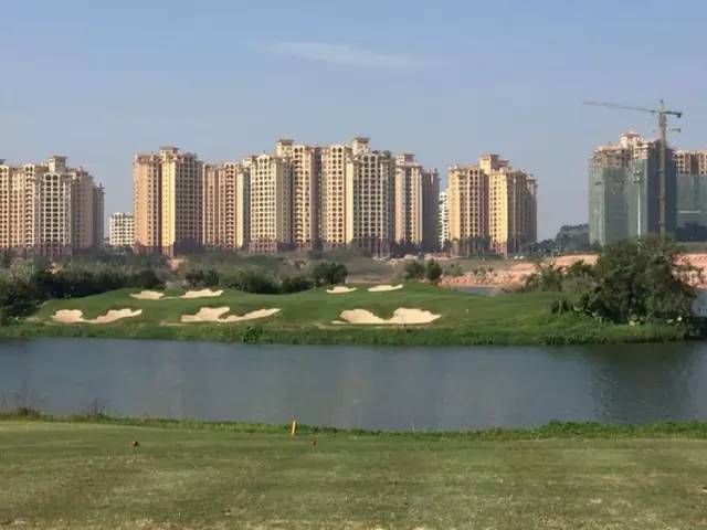 世界冠军专程助阵,为参赛球队提供总决赛球场最全攻略