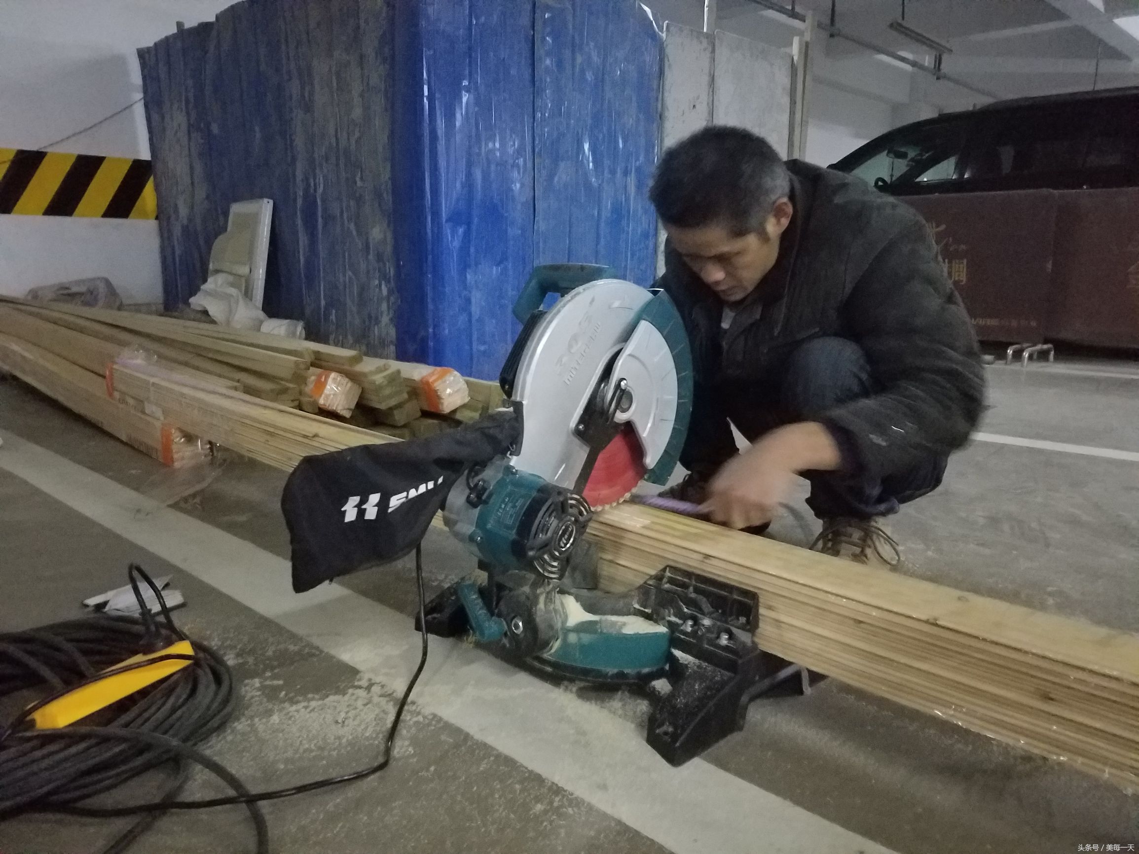 隔墙桑拿板安装,成都桑拿板安装人工费