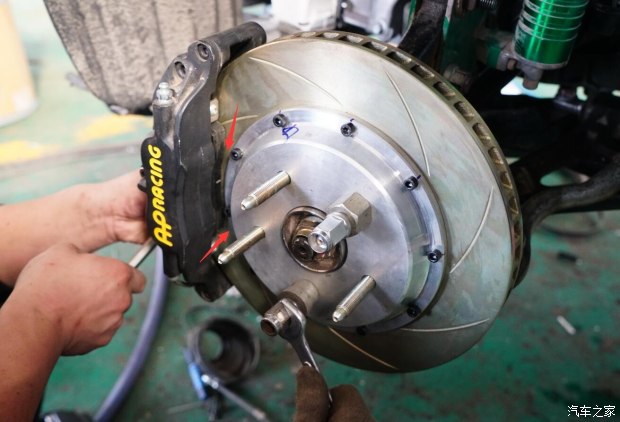 18款比亚迪秦80改装案例,比亚迪宋改装越野套件