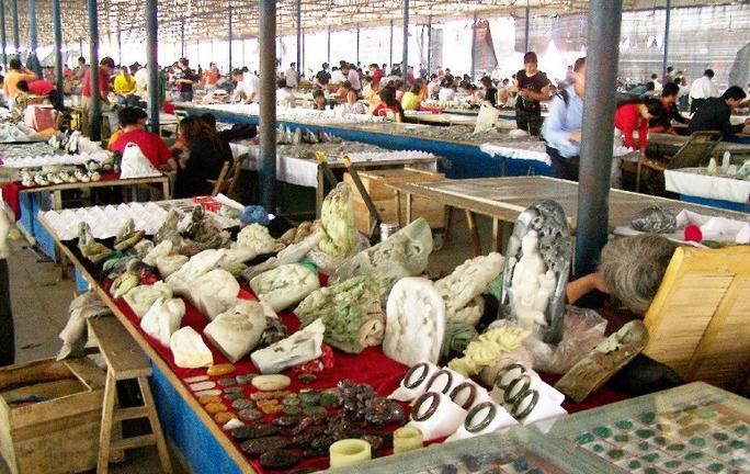 当心!你天价买来的可能只是一块石头