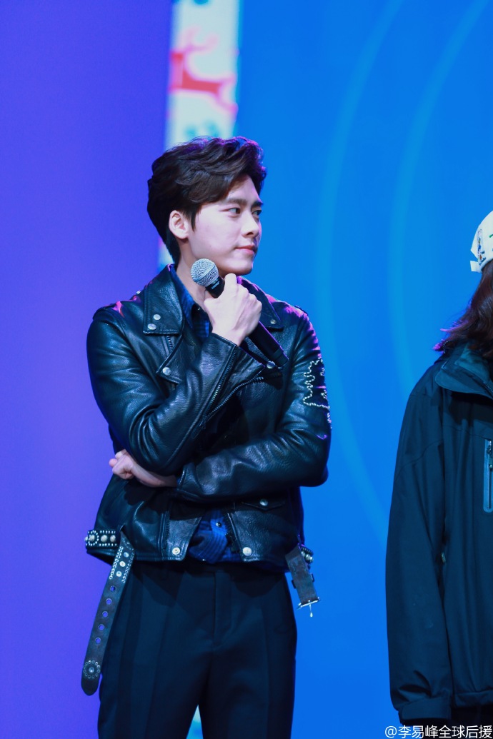 李易峰现身上海,李易峰做客明星同乐会