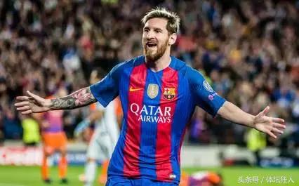 世界足球先生获胜者,世界足球对战外星人足球