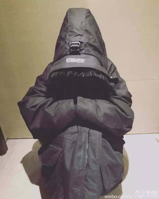 江疏影和戚薇的穿衣搭配,江疏影戚薇同款