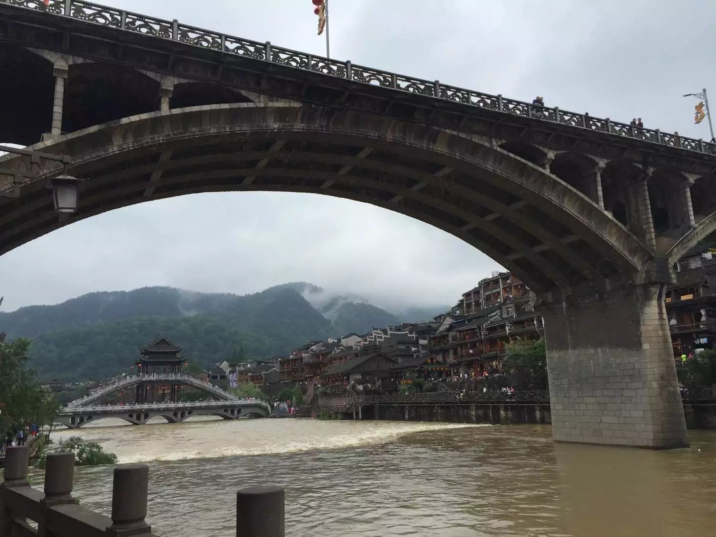 记录湘西凤凰快乐之旅,一天两晚的凤凰之旅完美结束