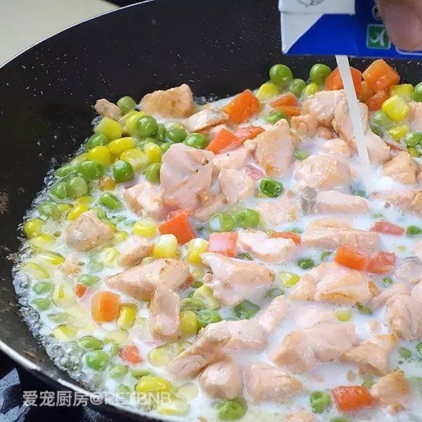 瀹犵埍鍘ㄦ埧缇庨瑙嗛,瀹犵埍鍘ㄦ埧濂界墿