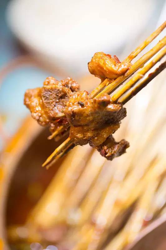 铁板鸭肠10元40串串,鸭肠1块钱