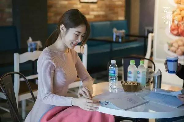 鬼怪女二刘仁娜整容,刘仁娜鬼怪惊艳经典造型