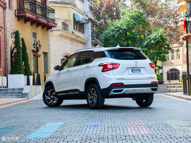 外观设计很大胆实拍东风风行t5evo,外观设计有亮点内饰精美动力强悍